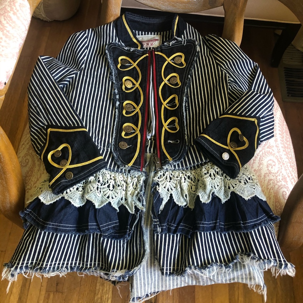 Paper wings jacket